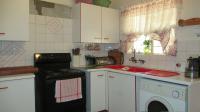 Kitchen - 10 square meters of property in Rangeview