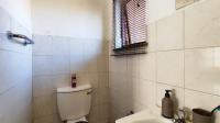 Main Bathroom - 4 square meters of property in Klopperpark