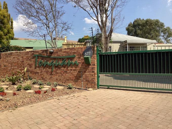 2 Bedroom Simplex to Rent in Garsfontein - Property to rent - MR594419