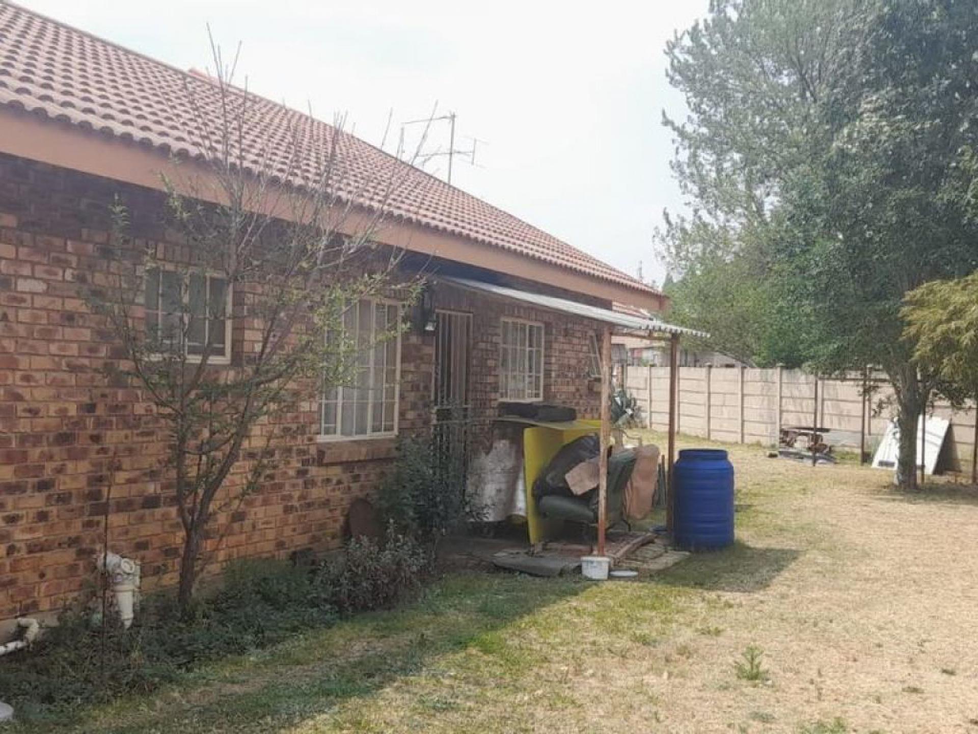  of property in Riversdale