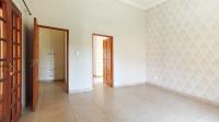 Main Bedroom - 27 square meters of property in Pretorius Park