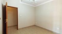 Bed Room 1 - 14 square meters of property in Pretorius Park