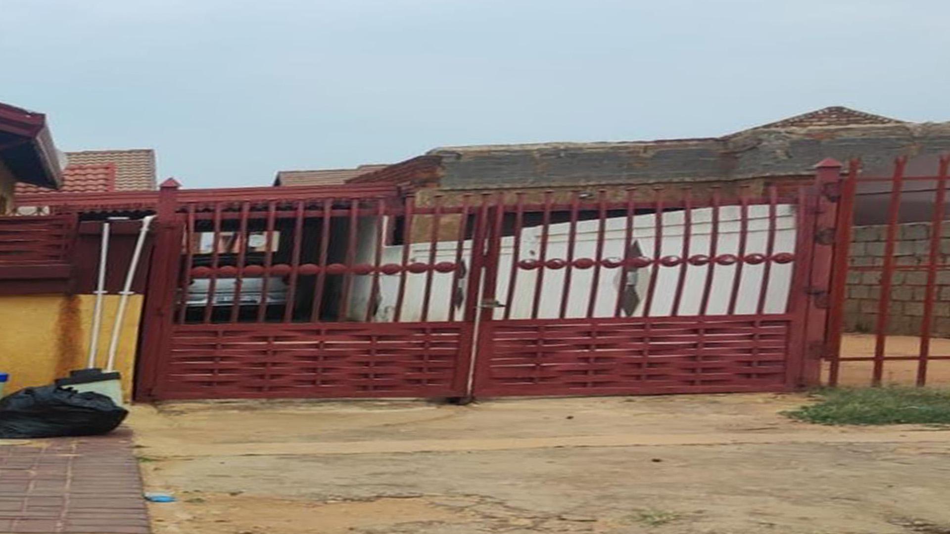 Front View of property in Soshanguve East