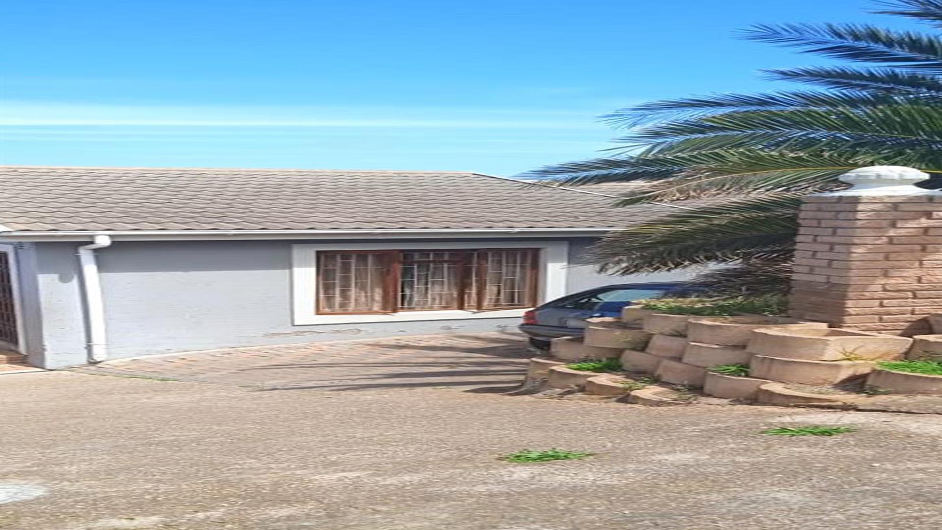 Front View of property in Mossel Bay