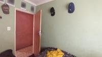 Bed Room 2 - 8 square meters of property in Ormonde