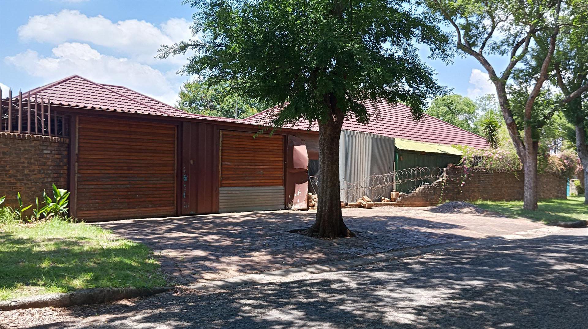 Front View of property in Boksburg North