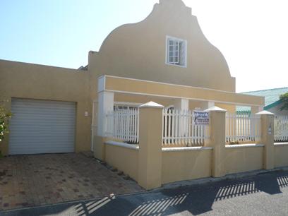 4 Bedroom House for Sale For Sale in Parow Central - Private Sale - MR60343