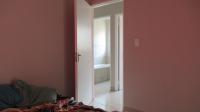 Main Bedroom - 9 square meters of property in Riverside View