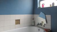 Staff Bathroom - 4 square meters of property in Kloofendal