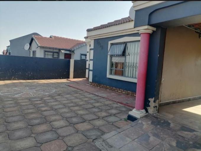 3 Bedroom House for Sale For Sale in Germiston - MR605576