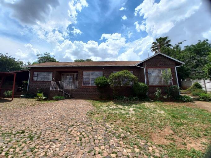 4 Bedroom House for Sale For Sale in Naturena - MR605988