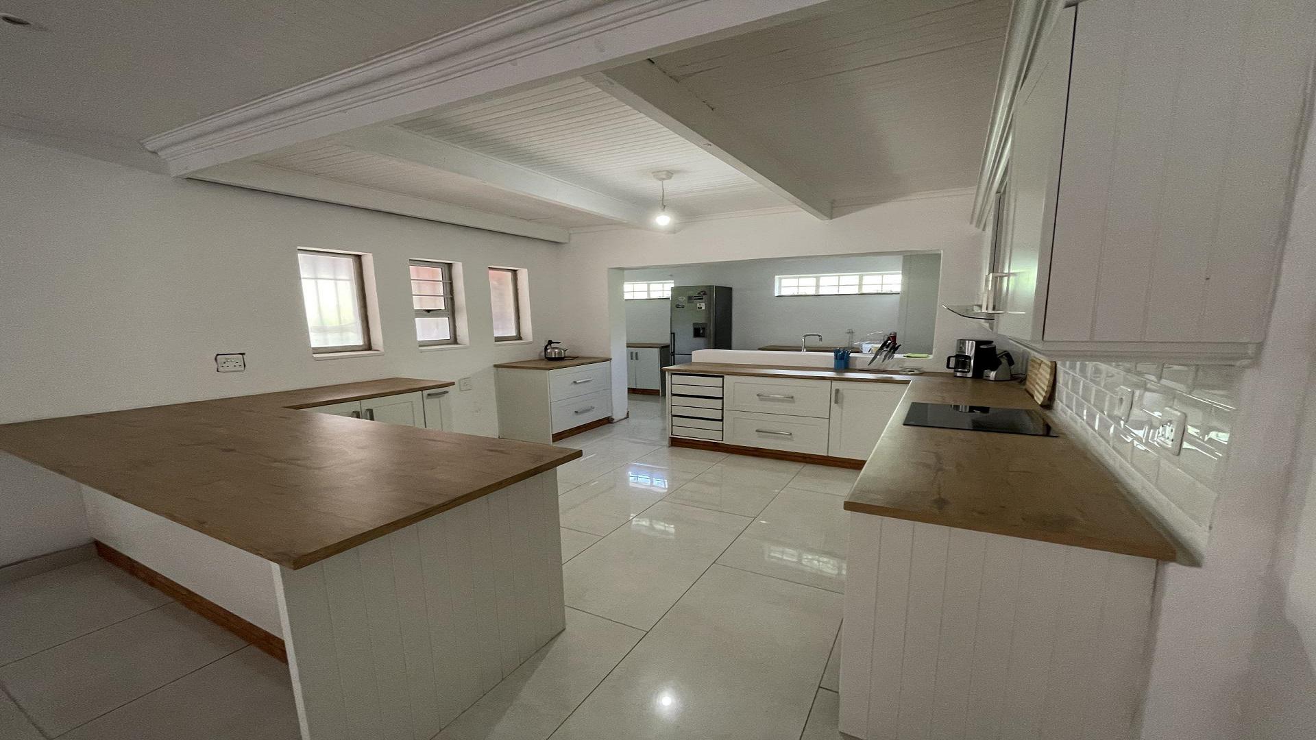 Kitchen of property in Grahamstown