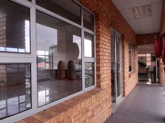 Commercial to Rent in Rustenburg - Property to rent - MR606900