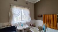 Main Bathroom - 4 square meters of property in Boksburg