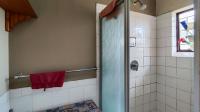 Bathroom 1 - 8 square meters of property in Boksburg