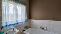 Bathroom 1 - 8 square meters of property in Boksburg