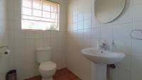 Bathroom 1 - 10 square meters of property in Zwartkop