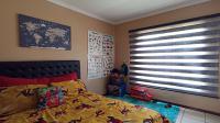 Bed Room 1 - 12 square meters of property in Honey Park