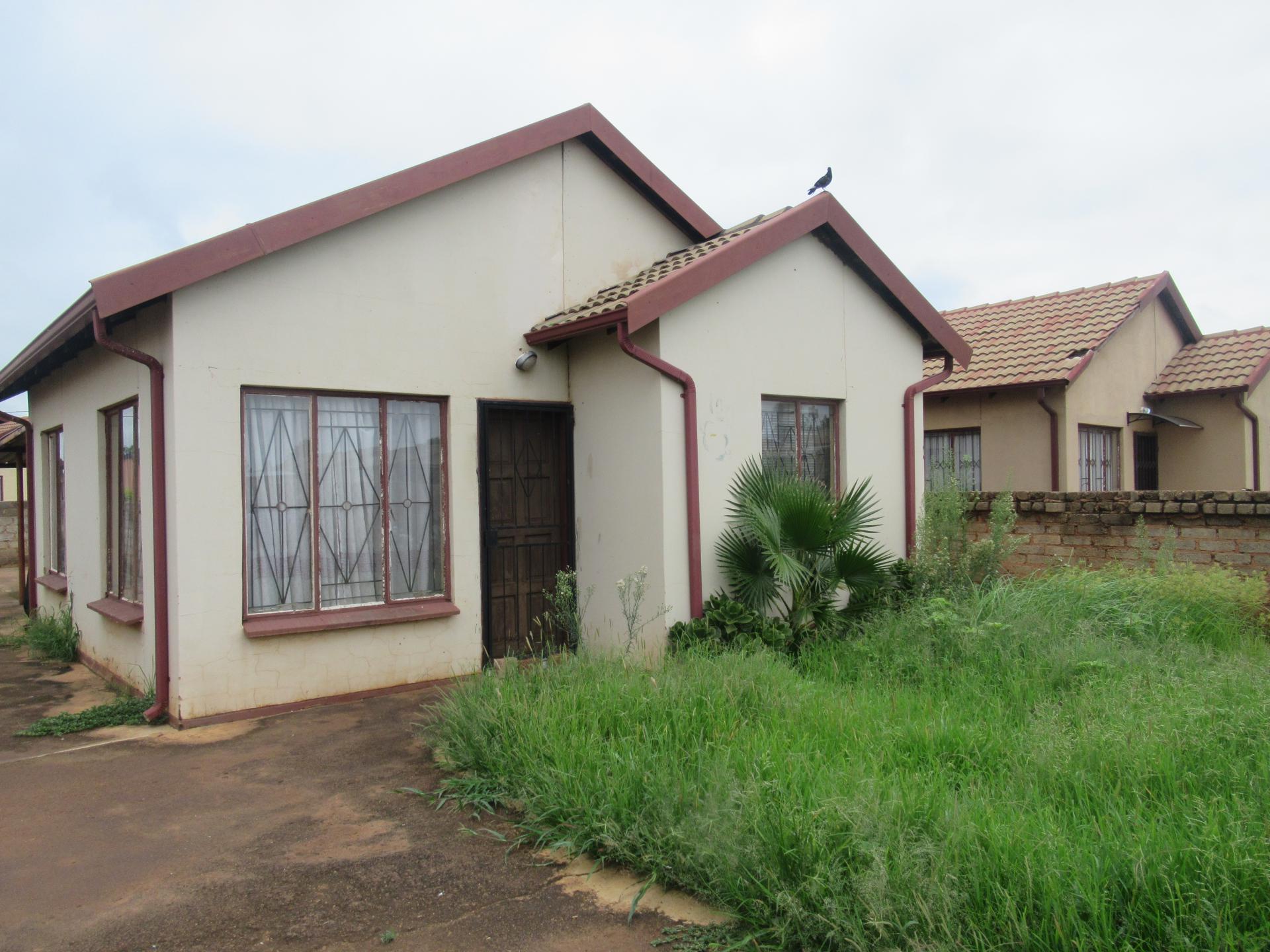 Front View of property in Soshanguve