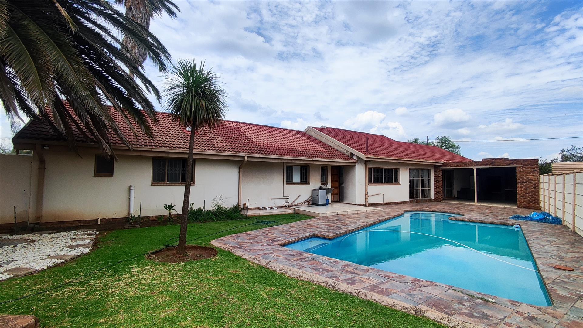 4 Bedroom House for Sale For Sale in Arcon Park - Private Sa