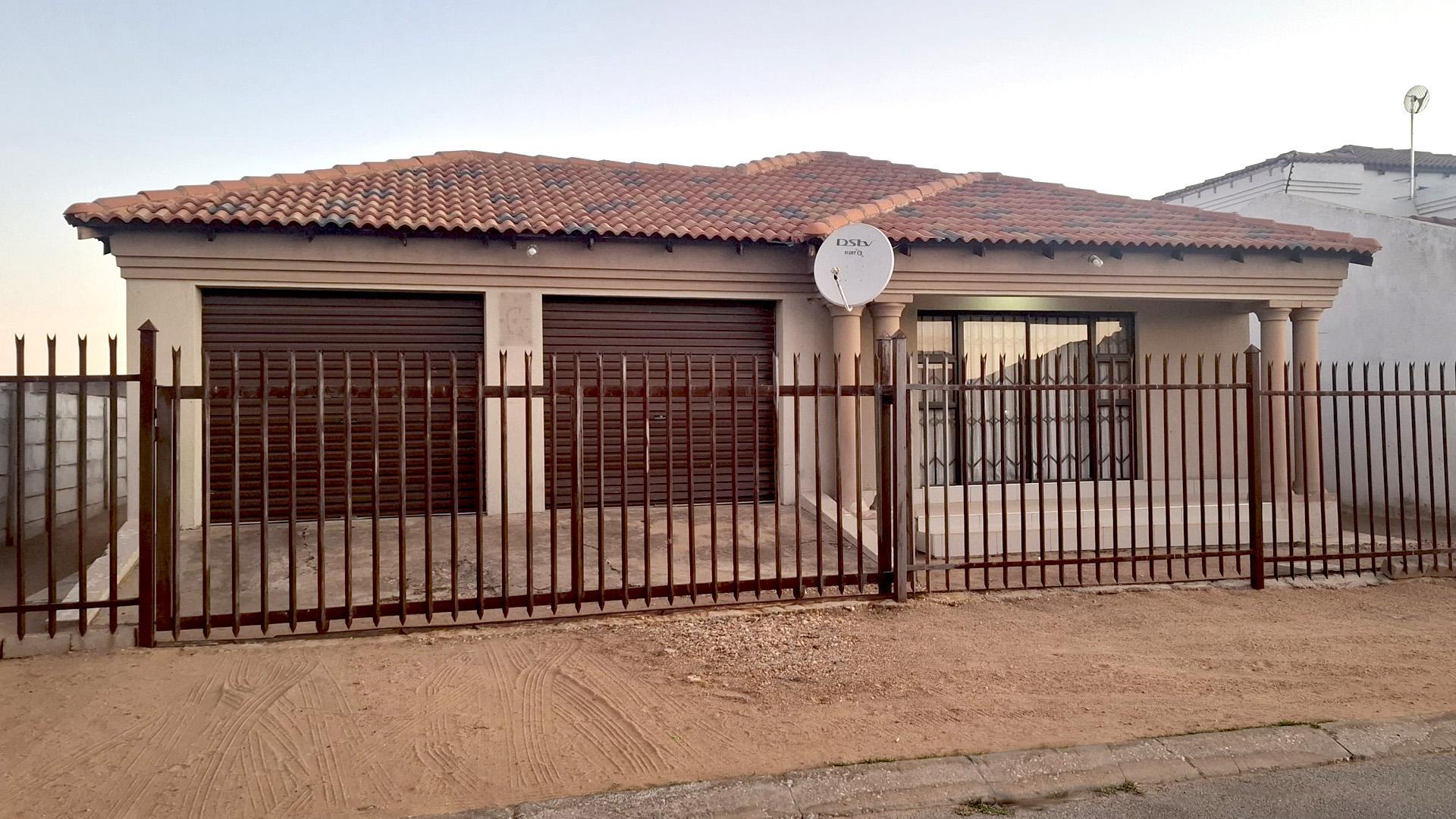 Front View of property in Polokwane