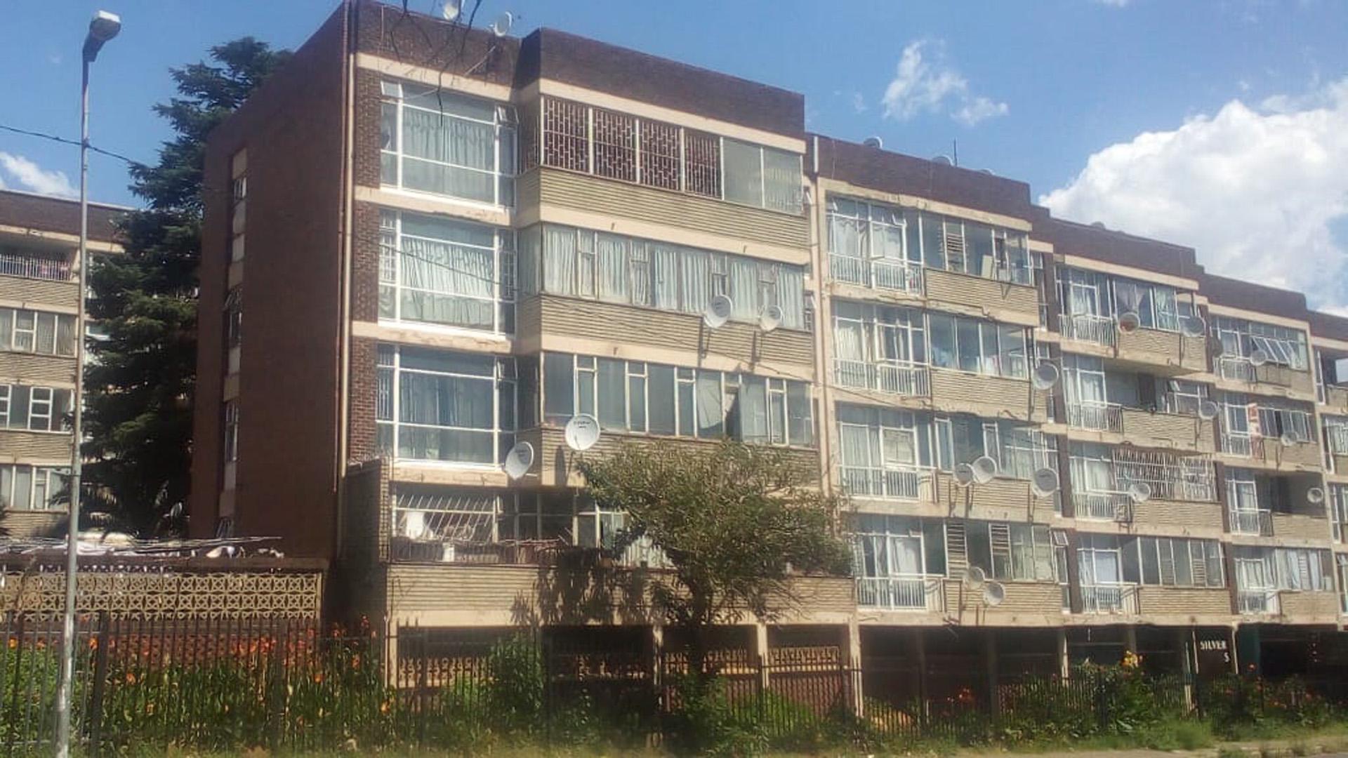 FNB Quick Sell 2 Bedroom Sectional Title for Sale in Berea -
