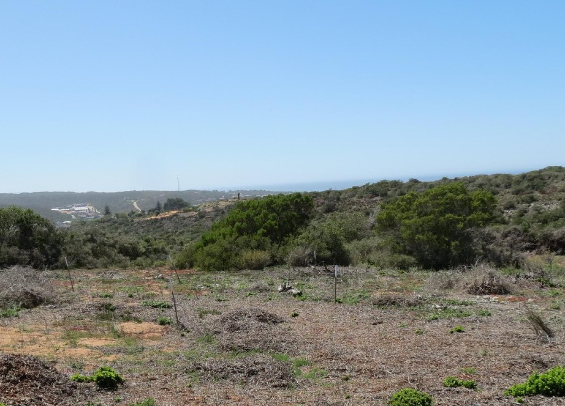  of property in Stilbaai (Still Bay)