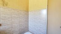 Bathroom 1 - 4 square meters of property in Vanderbijlpark