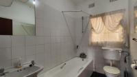 Bathroom 1 - 6 square meters of property in Berton Park