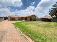 3 Bedroom 2 Bathroom House for Sale for sale in Brenthurst