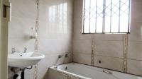 Bathroom 1 - 6 square meters of property in Protea Glen