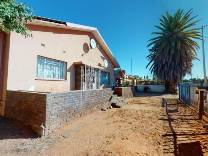 3 Bedroom House for Sale For Sale in Upington - MR610573