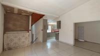 Dining Room - 23 square meters of property in Silverglen