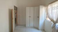 Bed Room 2 - 18 square meters of property in Silverglen