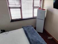 Bed Room 1 of property in Standerton