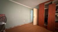 Bed Room 2 - 10 square meters of property in Mapetla