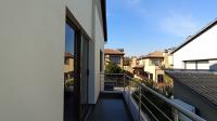 Balcony - 18 square meters of property in Maroeladal