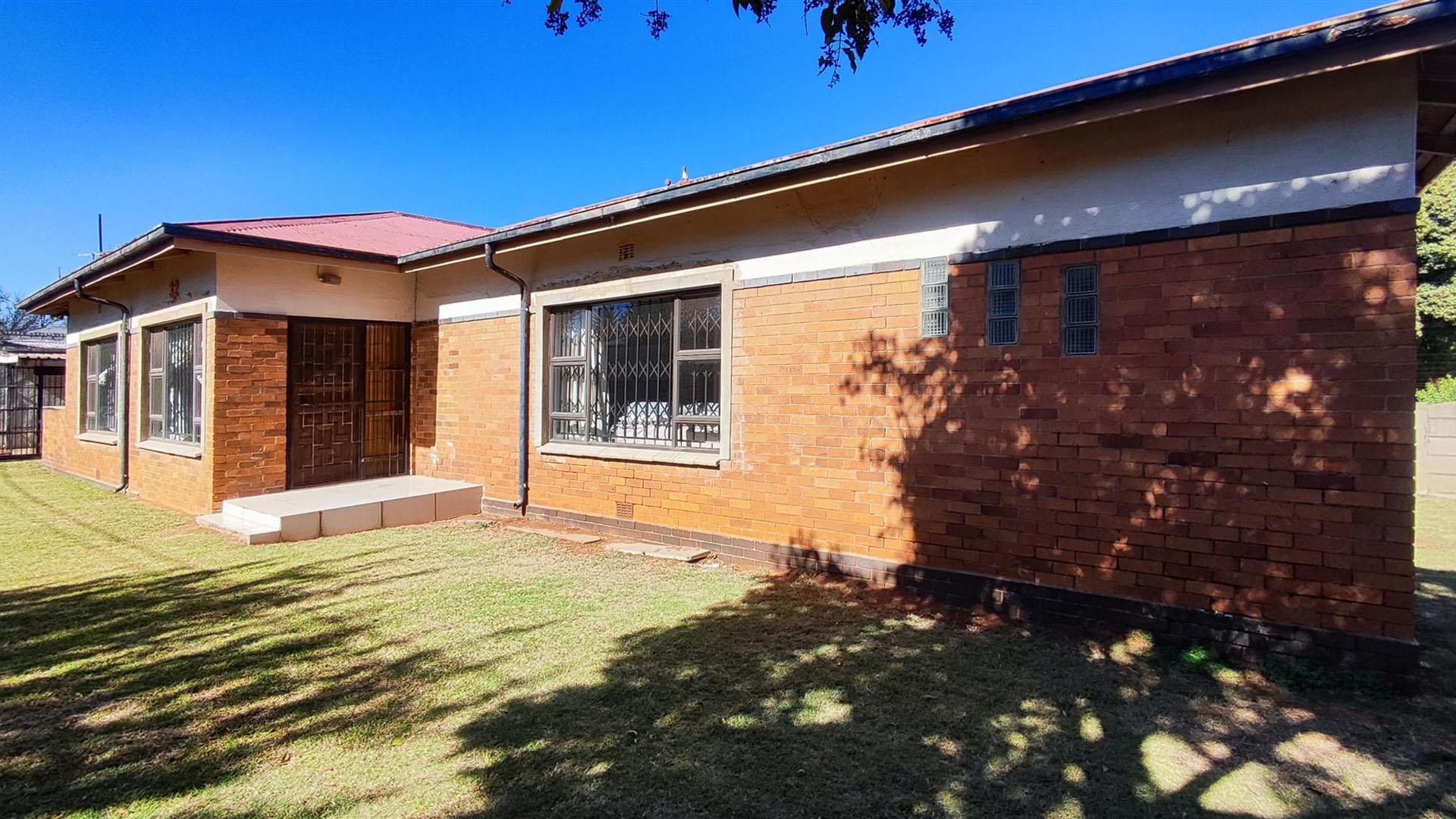 Front View of property in Gerdview