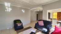 Lounges - 25 square meters of property in Gerdview