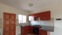 Kitchen - 11 square meters of property in The Orchards