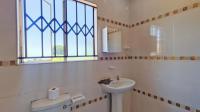 Bathroom 1 of property in Riversdale