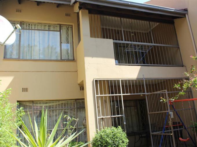 3 Bedroom Simplex for Sale For Sale in Rustenburg - MR612862