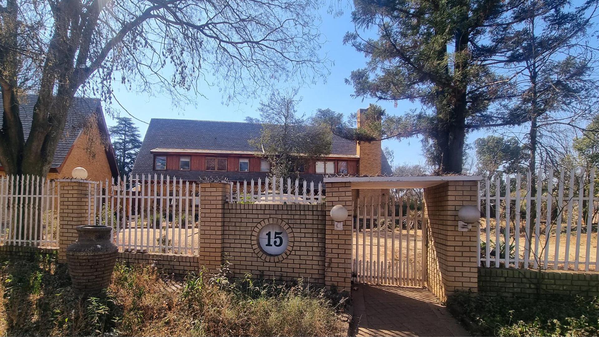 Front View of property in Delmas