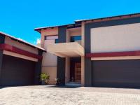 3 Bedroom 3 Bathroom House for Sale for sale in Vanderbijlpark