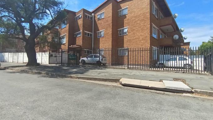 SA Home Loans Sale in Execution 2 Bedroom Sectional Title for Sale in Primrose - MR613249