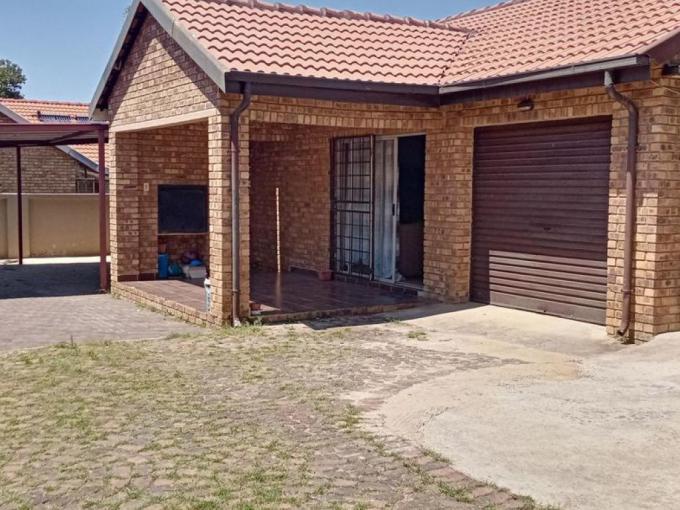 3 Bedroom House for Sale For Sale in Bergsig - Heidelberg - MR613852