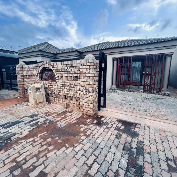 Houses For Sale in Tembisa - MyRoof.co.za