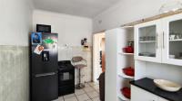 Kitchen - 11 square meters of property in Peacehaven