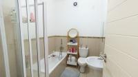 Bathroom 1 - 6 square meters of property in Umhlanga Ridge