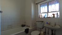 Bathroom 1 - 5 square meters of property in Gezina